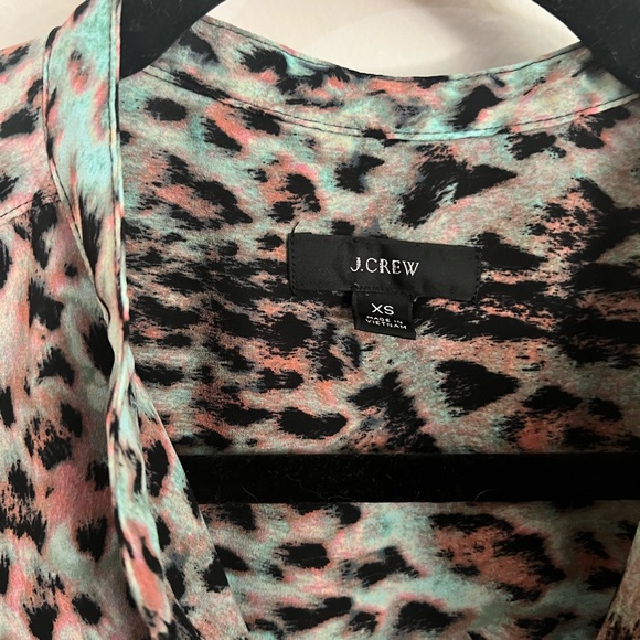 Lightweight business tops (3 in bundle! Women’s XS) - Picture 4 of 10